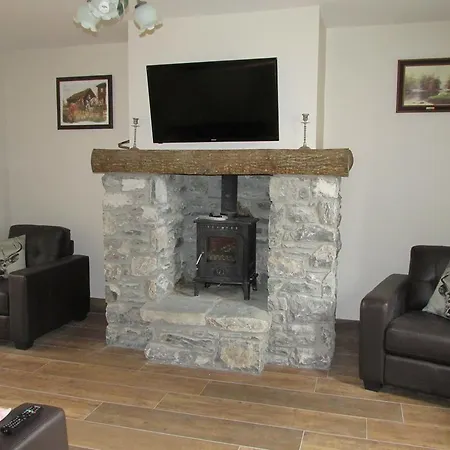 Lakeview Courtyard Ferienhaus Killarney